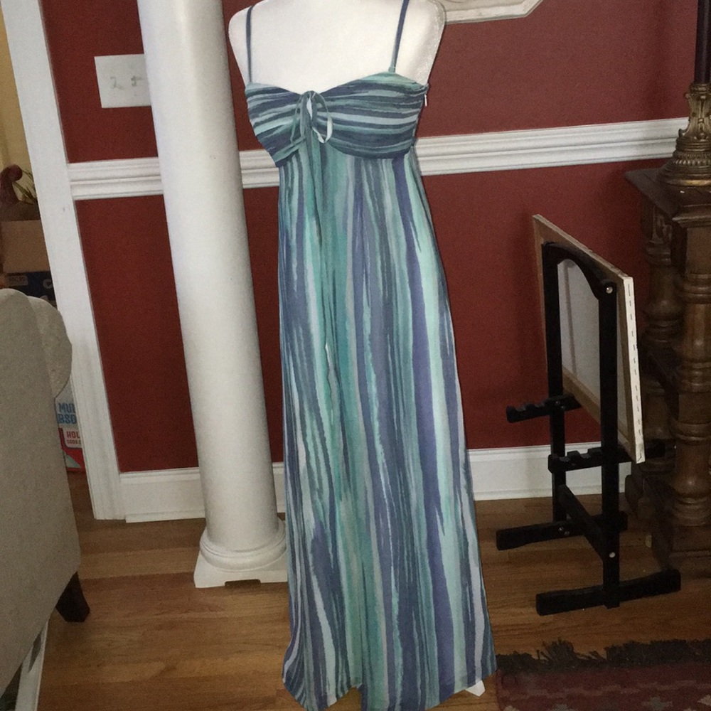 Maxi dress blue,white adjustable straps, lined